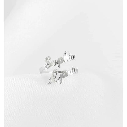 Custom ring with 2 names for couples/best friends