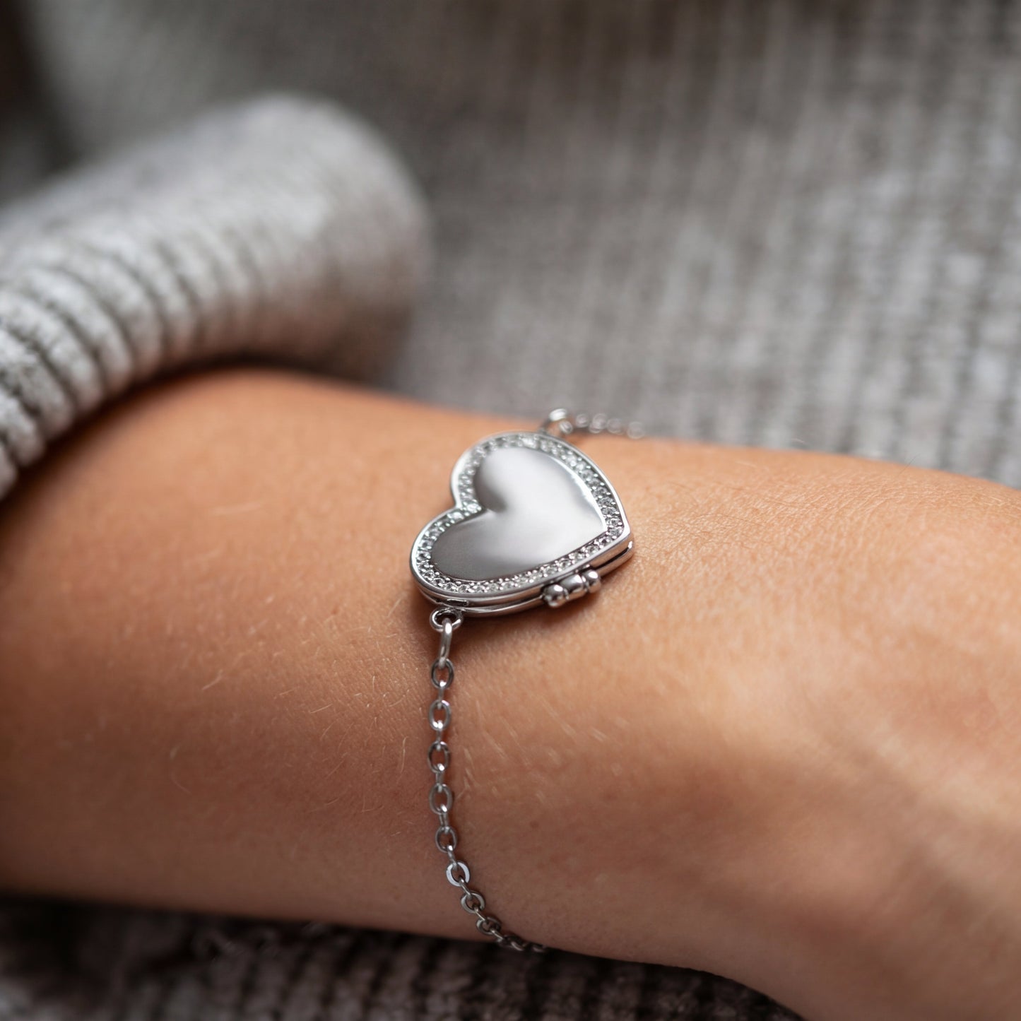 Locket Bracelet with Photo - Heart